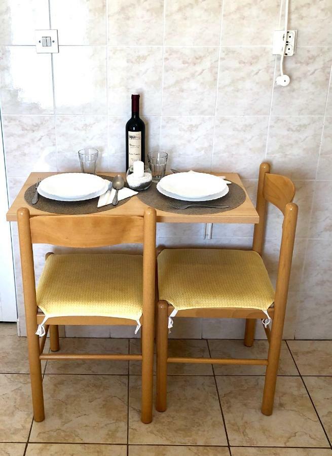 סאלי Apartments Ema מראה חיצוני תמונה
