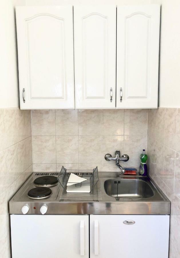 סאלי Apartments Ema מראה חיצוני תמונה