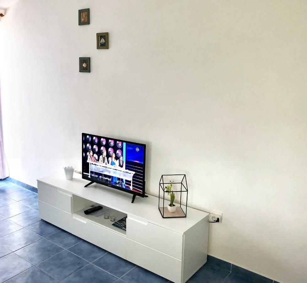 סאלי Apartments Ema מראה חיצוני תמונה